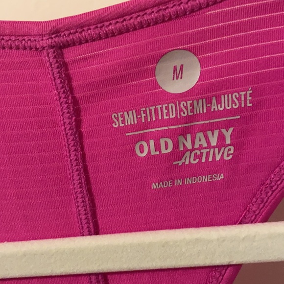 Old Navy active tank, size M - Picture 2 of 3